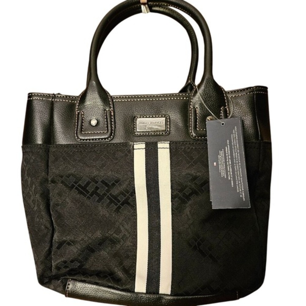 NWT Tommy Hilfiger Small Black Cloth‎ Handbag Gold Logo Zip Purse Classic Chic